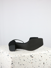 Load image into Gallery viewer, SANDALETTE | LMLOUISA | BLACK | SIZE 41-47